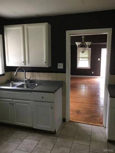 1155 Watts Avenue photo 11
