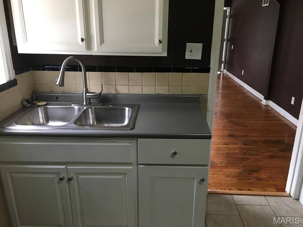 1155 Watts Avenue photo 14