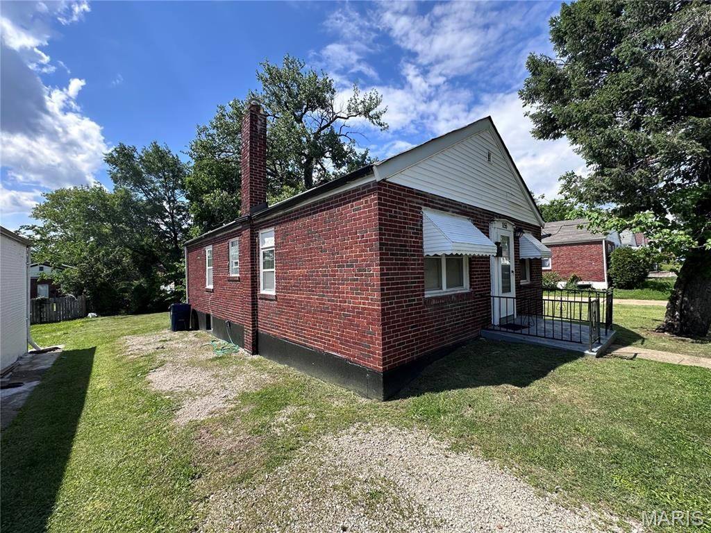 1155 Watts Avenue photo 27