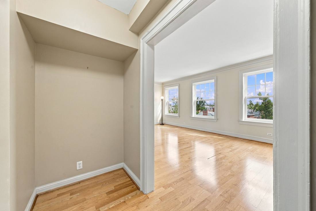 321 Belt Avenue, Unit 502 photo 14
