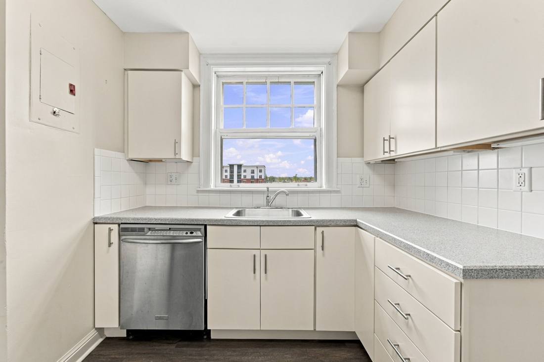 321 Belt Avenue, Unit 502 photo 34