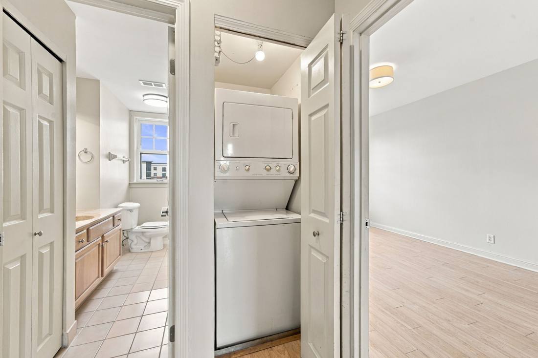 321 Belt Avenue, Unit 502 photo 40