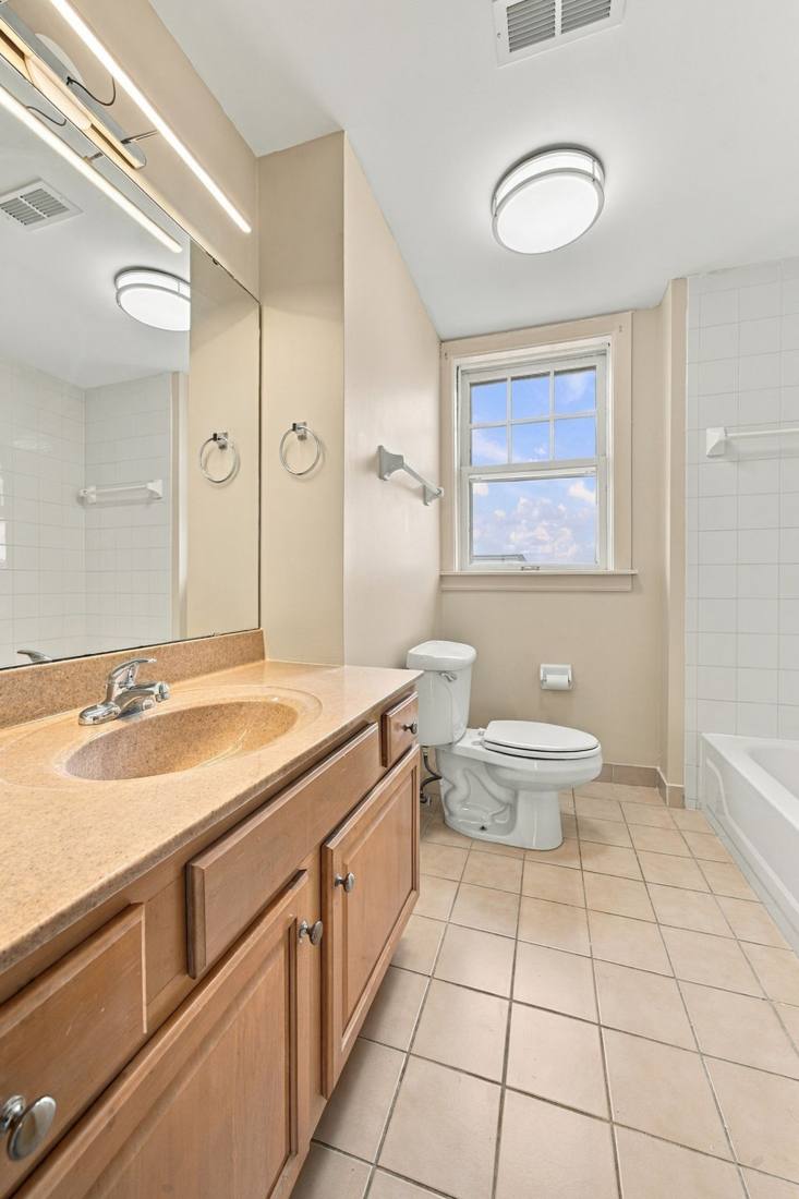 321 Belt Avenue, Unit 502 photo 46