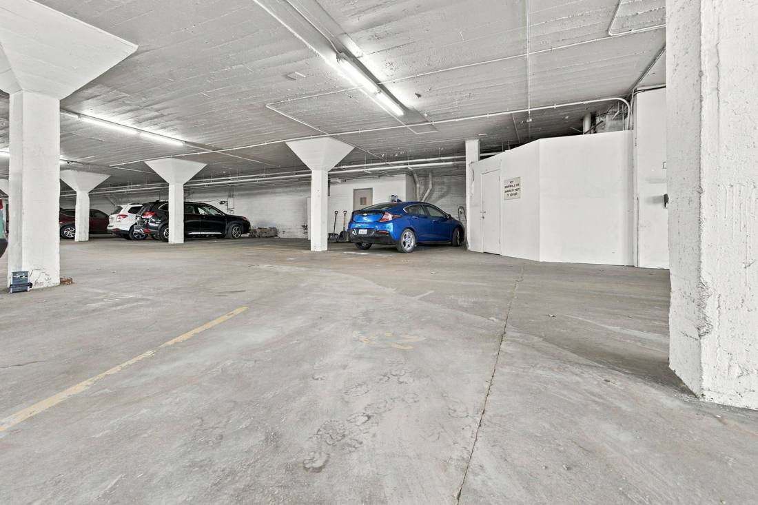 321 Belt Avenue, Unit 502 photo 61