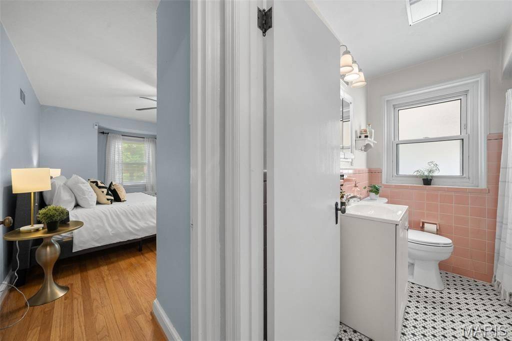 3721 Clifton Avenue photo 11