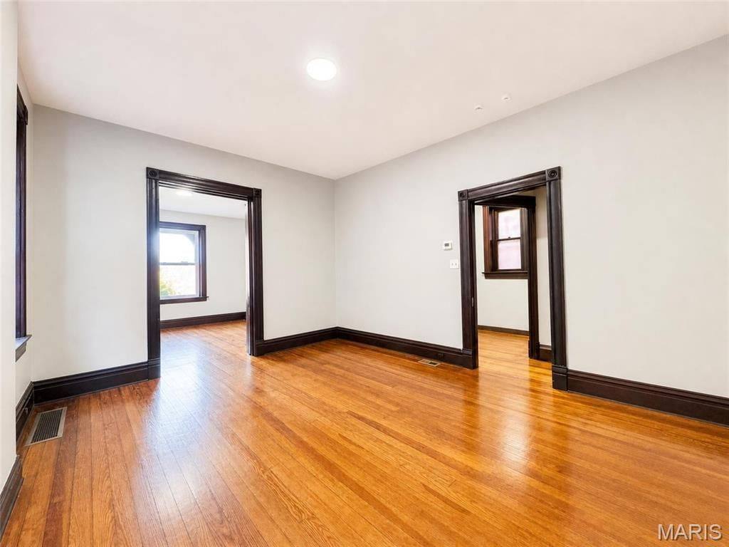4228 Virginia Avenue photo 17