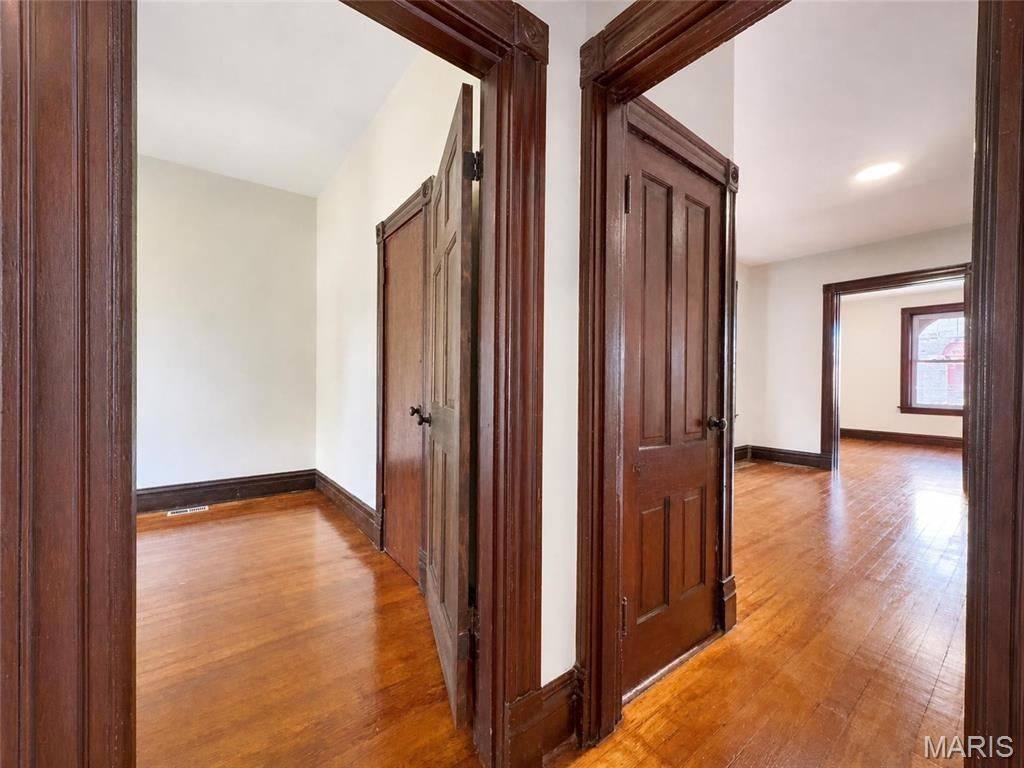 4228 Virginia Avenue photo 32