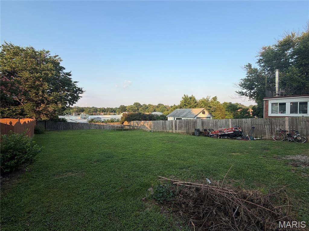 9421 Holtwood Road photo 40